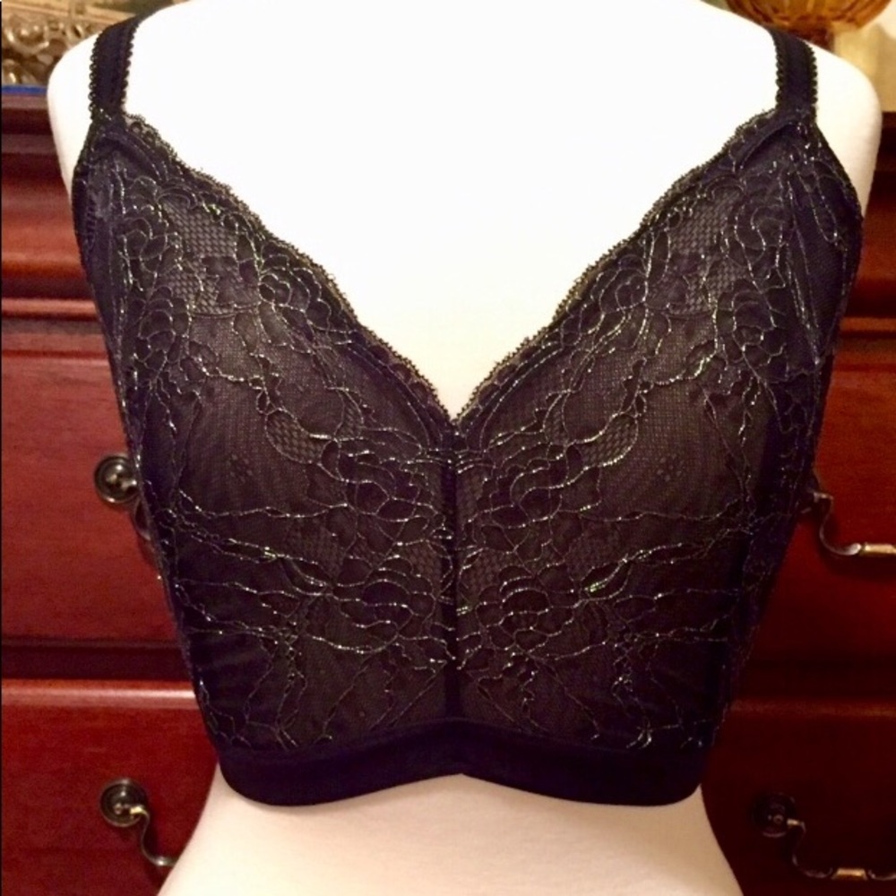 💕🆕💕LAST ONE***Torrid 5X Black & Silver Bralette